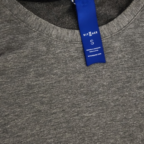 Women's kit and ace t shirt - Picture 2 of 4